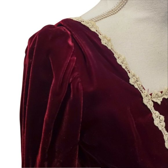 Vintage 60s 70s Wine Red Velvet Prairie Dress Crochet Trim Floor Length Small - Picture 4 of 12